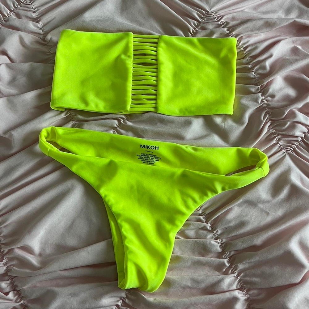 Mikoh Sunset Bandeau Set in Lemonade
